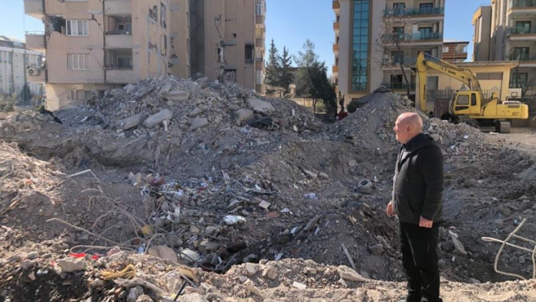 Depremde 15 Meslektaş Gazeteciyi Kardeşimizi Kaybettik