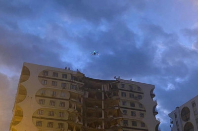 Diyarbakır'da Yıkım Çalışmaları Sırasında Kurtarılan Kedi, Seferberlikle Sağ Salim Çıkarıldı