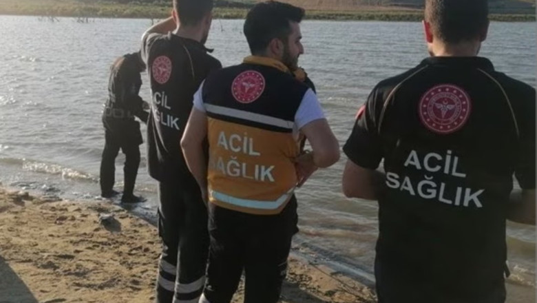 Silivri'de Soğumak İçin Gölete Giren Suriyeli 3 Kardeşten 2'si Boğularak Hayatını Kaybetti