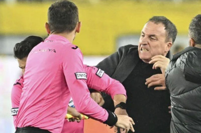Ankaragücü Başkanı Faruk Koca ve İki Kişi Hakeme Yapılan Saldırı Sonrasında Tutuklandı