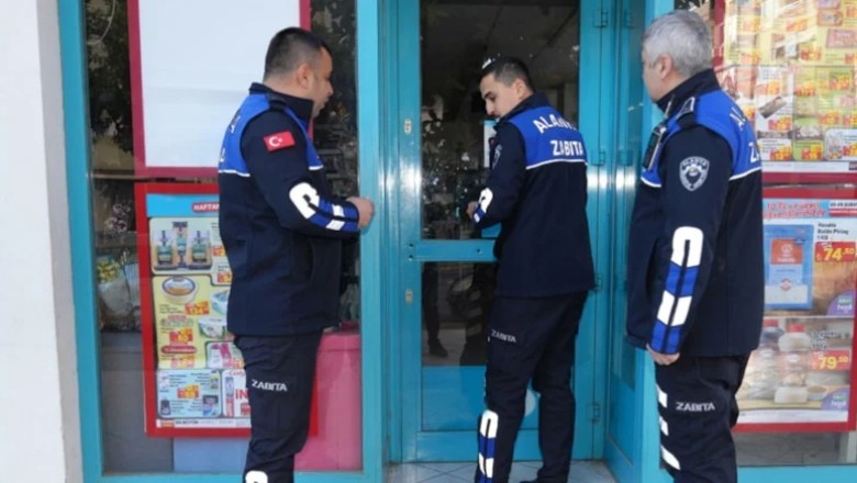 Alanya'da Zincir Marketlere Tarihi Geçmiş Ürün Cezası: İki Şube Mühürlendi